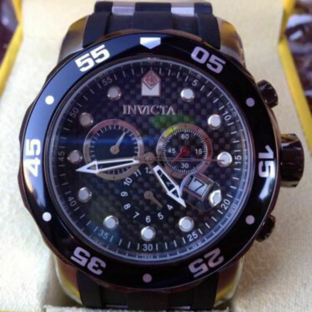 Invicta  Mens Pro Diver Swiss Quartz Watch